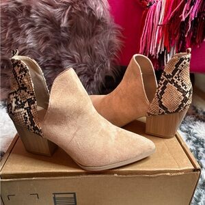 Stylish Tan Suede and Snake Print Heels size 7 1/2